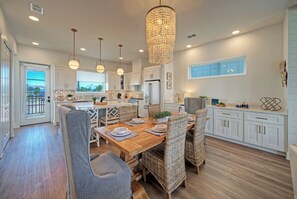 Dining - 2 Homes + 2 Pools | Boardwalk Beach Access | Southern Cross & Coastal Commons (Port Aransas)