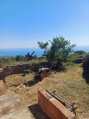 Vue depuis lâhĂ©bergement
