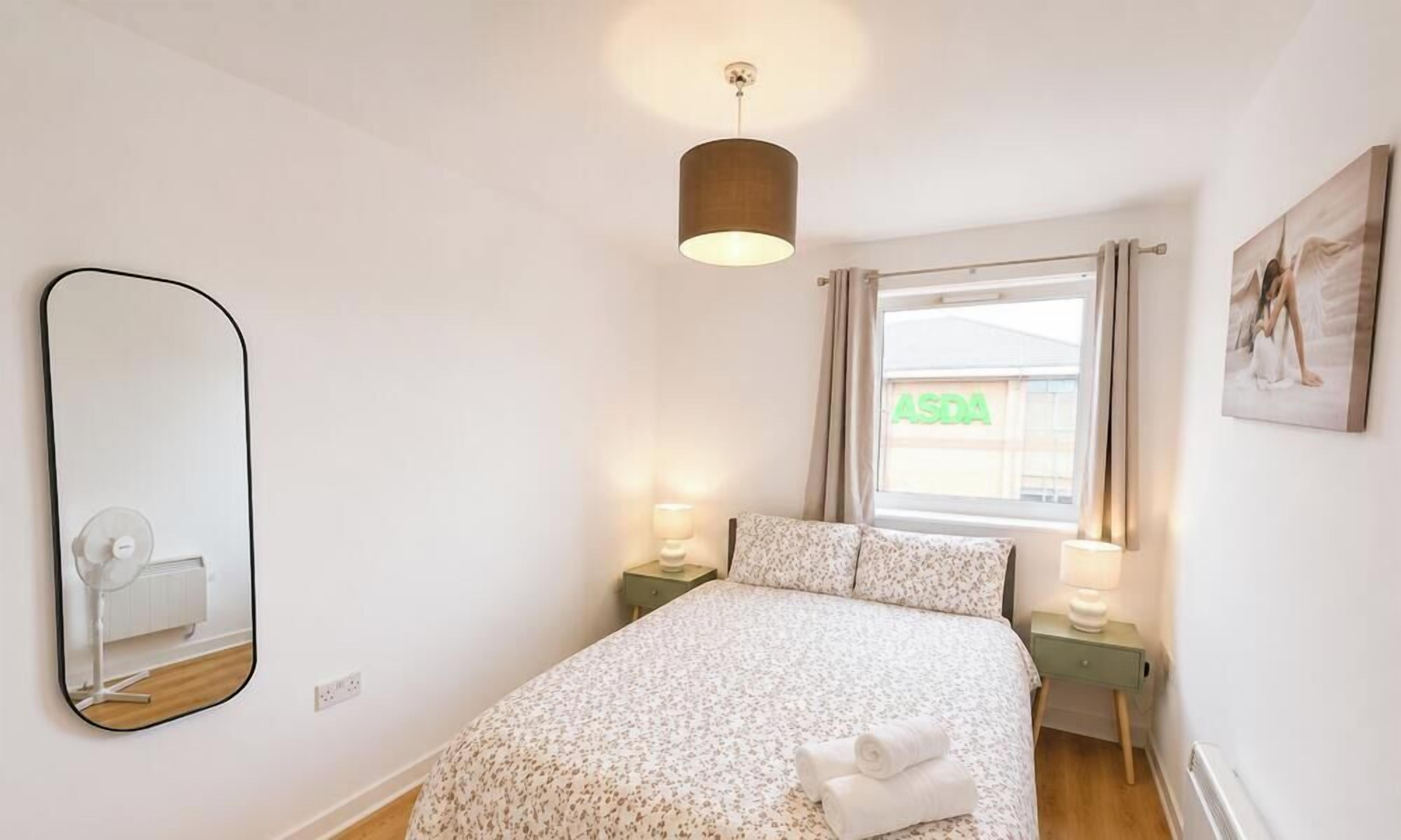 2 bedrooms, iron/ironing board, free WiFi, bed sheets
