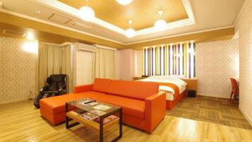 Superior Double Room, Non Smoking | Interior