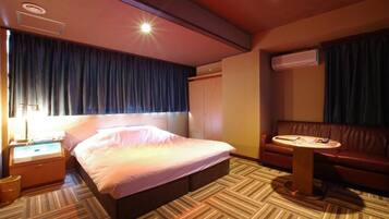 Deluxe Double Room, Smoking