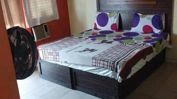 Chambre Double Standard, balcon, vue ville