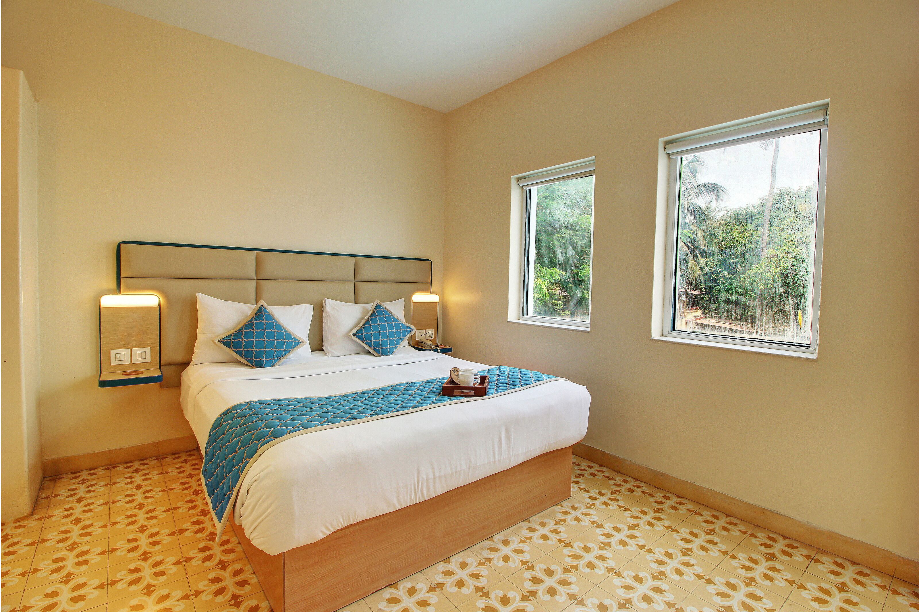 Superior Double Room | In-room safe, laptop workspace, free WiFi