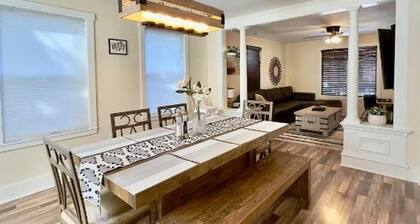 Cozy Craftsman Home by 6th Ave. Entire home in Tacoma, Washington