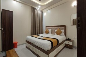 Free WiFi - Hotel Grand Lushwood (Chhatrapati Sambhajinagar)