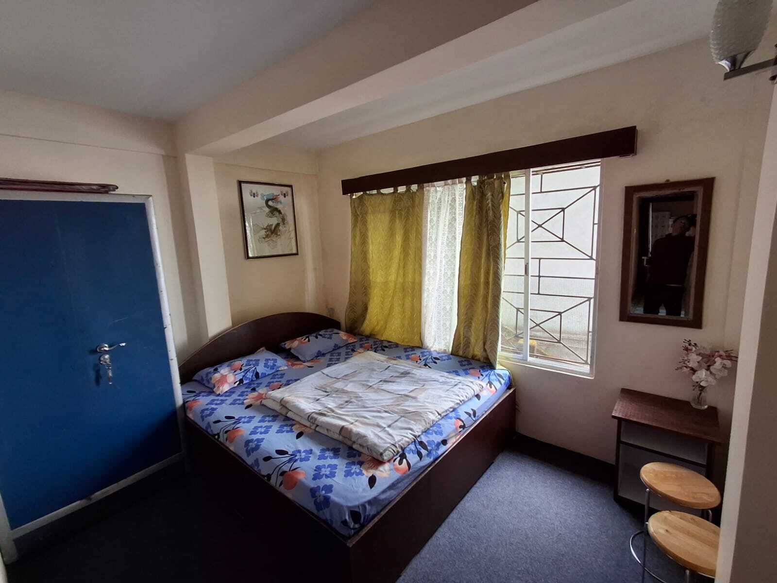 スタンダード ダブルルーム マウンテンビュー