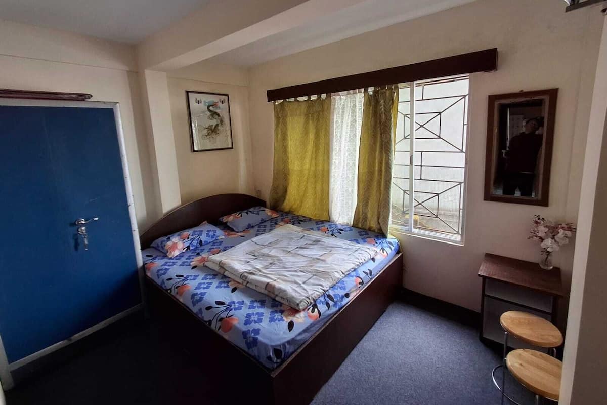 Standard-Doppelzimmer, Bergblick