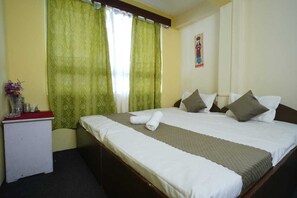 Standard Double Room, Mountain View - Himavati Retreat Homestay (Darjeeling)