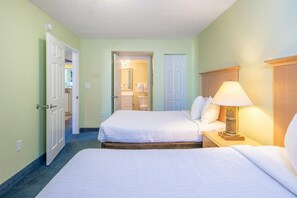 Room - Serenity by the Sea: Luxurious Three Bedroom Oceanfront Condo 17th Floor (Myrtle Beach)