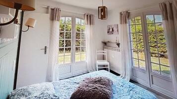 7 slaapkamers, een strijkplank/strijkijzer, gratis wifi, beddengoed