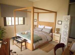 Room - Phuzamoya - Little Retreat
Beautiful B&B in Winterskloof's Nature (Hilton)