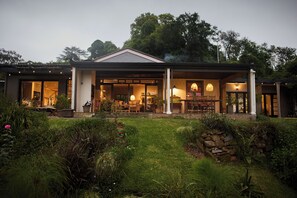 Exterior - Phuzamoya - Little Retreat
Beautiful B&B in Winterskloof's Nature (Hilton)