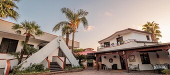 Marina Living Rooms & Pool