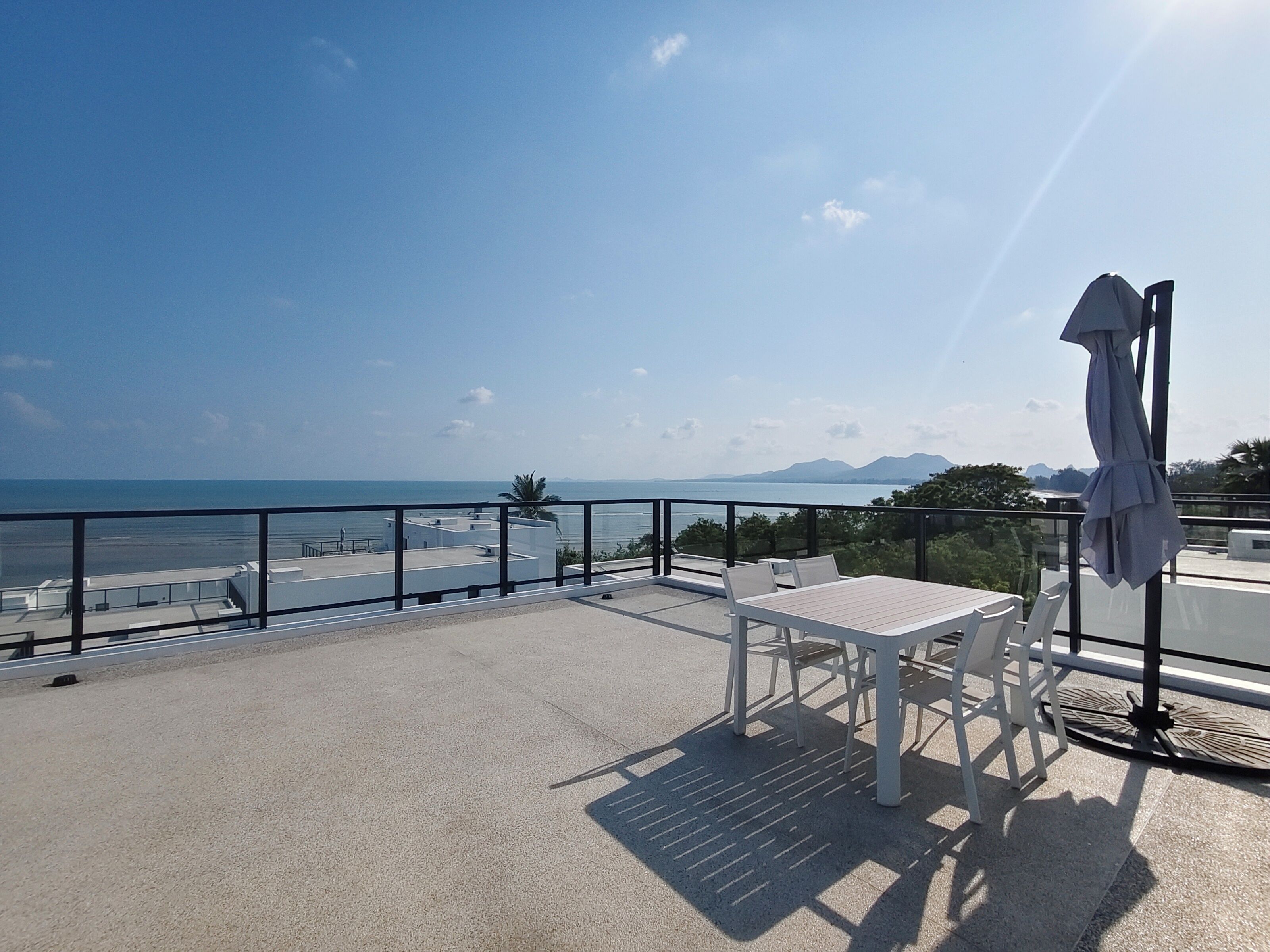 Suite presidencial, balcón, vistas al mar