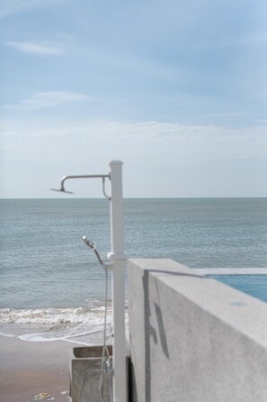 Beach - The Village Chumphon Hotel (Pathiu district)