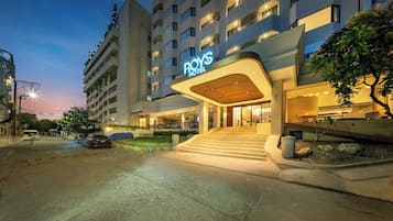 Mặt tiền nơi lưu trú