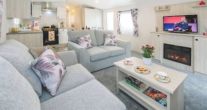 Luxury holiday home with two bedrooms sleeping four people.