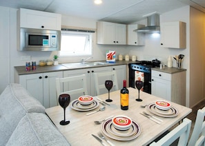 Fridge, oven, stovetop, toaster