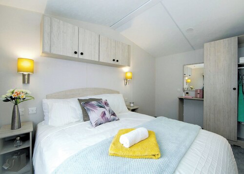 Luxury holiday home with two bedrooms sleeping four people.