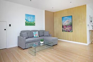 Living area - Your Private Escape with city views (Totara Park)