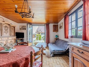 TV - Ideal gelegenes Haus in ruhiger Lage by Interhome (Mimizan)