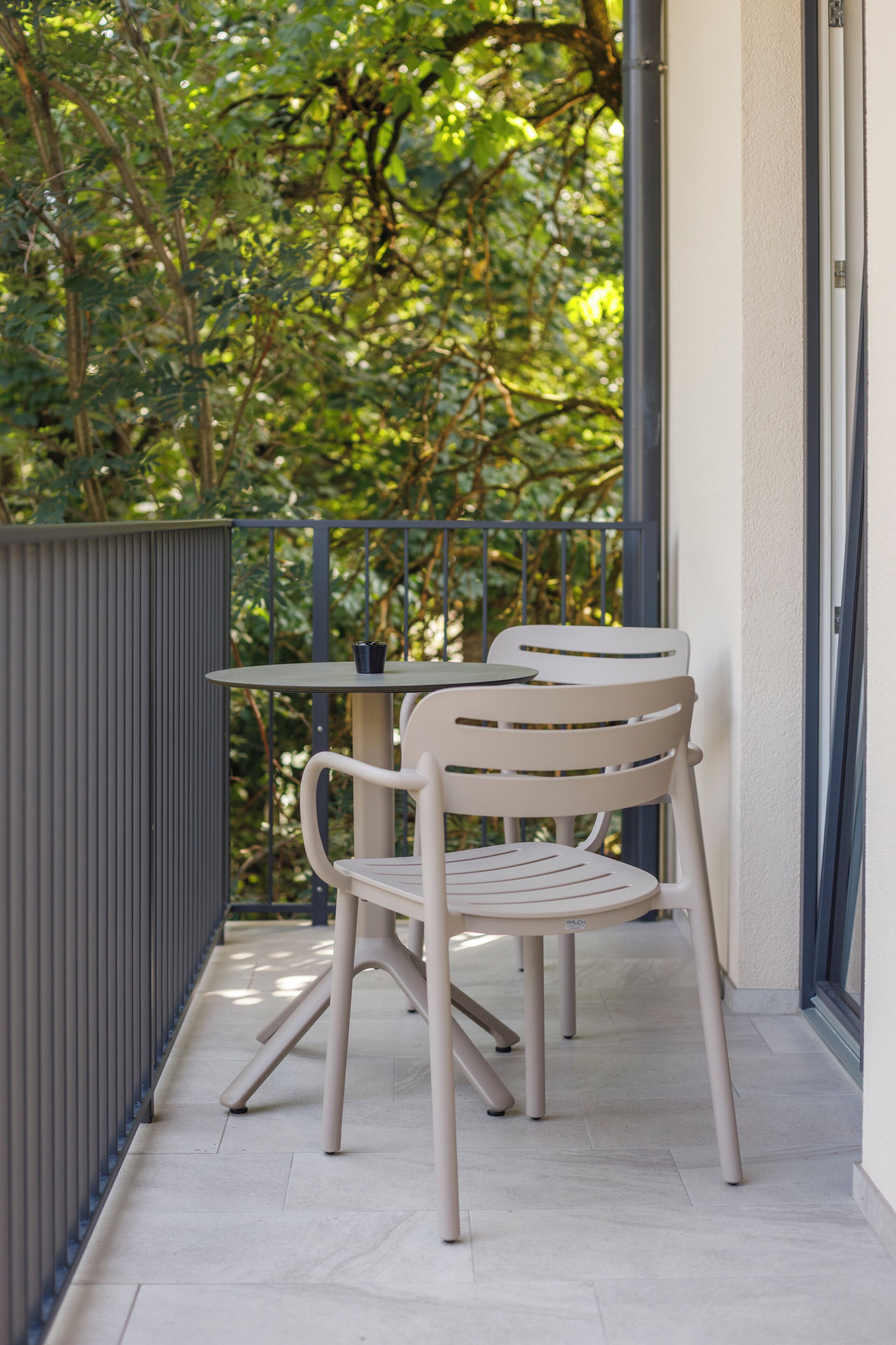 Deluxe Apartment, Balcony, Mountain View | Outdoor dining