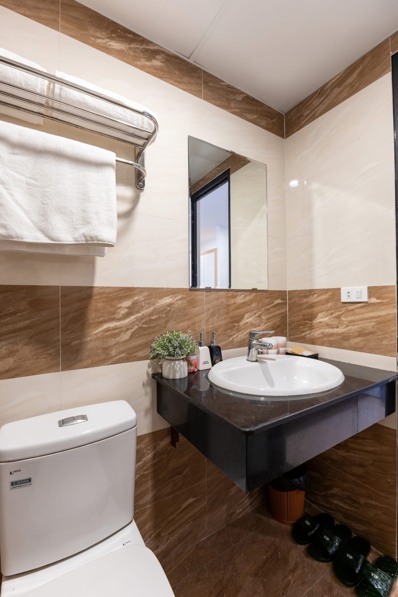 Estúdio básico | Banheiro