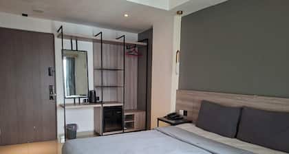 Hotel O near Tebet Eco Park formerly Gri