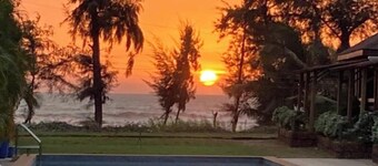 Sunbliss Pinewood Beach Resort