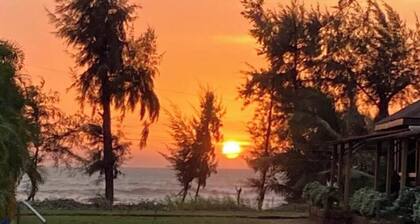 Sunbliss Pinewood Beach Resort