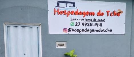 Yhden hengen economy-huone, patio | Yksityiskohta ulkoa