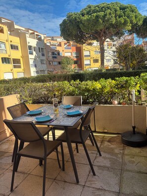 Udendørs spisemuligheder