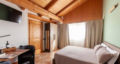 Chalet Chapeau R. a R.