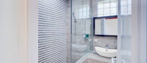 Chambre Double Deluxe | Salle de bain