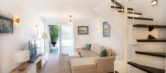 Seascape Agistri Apartment by RentalsPro - Pefkochori Halkidiki
