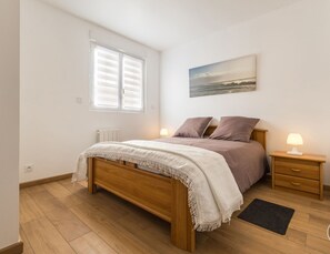 2 bedrooms, free WiFi, bed sheets - Apartment in the center of La Plaine-sur-Mer (La Plaine-sur-Mer)