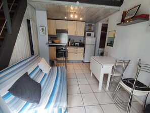 Interior - Air-conditioned pavilion - 4 guests (Argelès-sur-Mer)