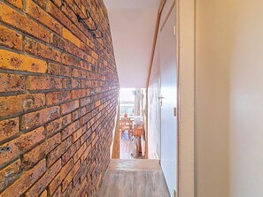 Interior - Spacious studio, balcony, sunny view - 4 guests (Les Menuires)