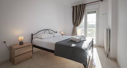 Elli Lux Home by Rentals Pro