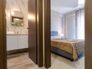 Room - Kiosse Maison 1 by TravelPro Services (Flogita)