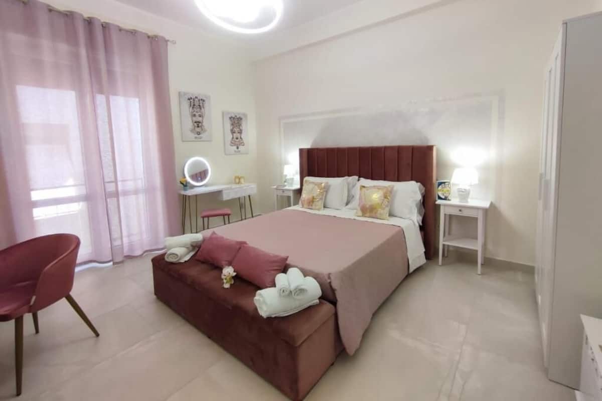 Deluxe Double Room, 1 Queen Bed, Balcony