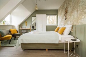 Kahden hengen deluxe-huone | Kannettavalle tietokoneelle sopiva työtila, ilmainen Wi-Fi