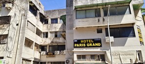 Exterior detail - Hotel Paris Grand (Ahmedabad)