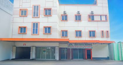 OYO 95189 Aza Guesthouse