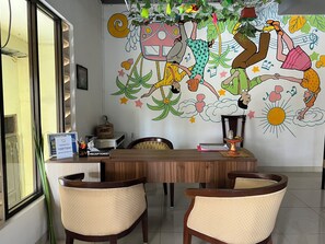 Lobby - OYO 95189 Aza Guesthouse (Makassar)