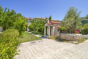 Property grounds - Saba Villa by RentalsPro - Hanioti (Paliouri)
