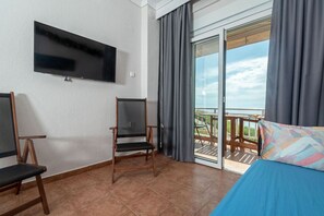 1 camera, ferro/asse da stiro, Wi-Fi, lenzuola