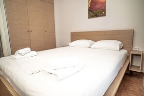 1 camera, ferro/asse da stiro, Wi-Fi, lenzuola