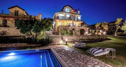 Horizon View Lefkara • Pool • Garden • Parking