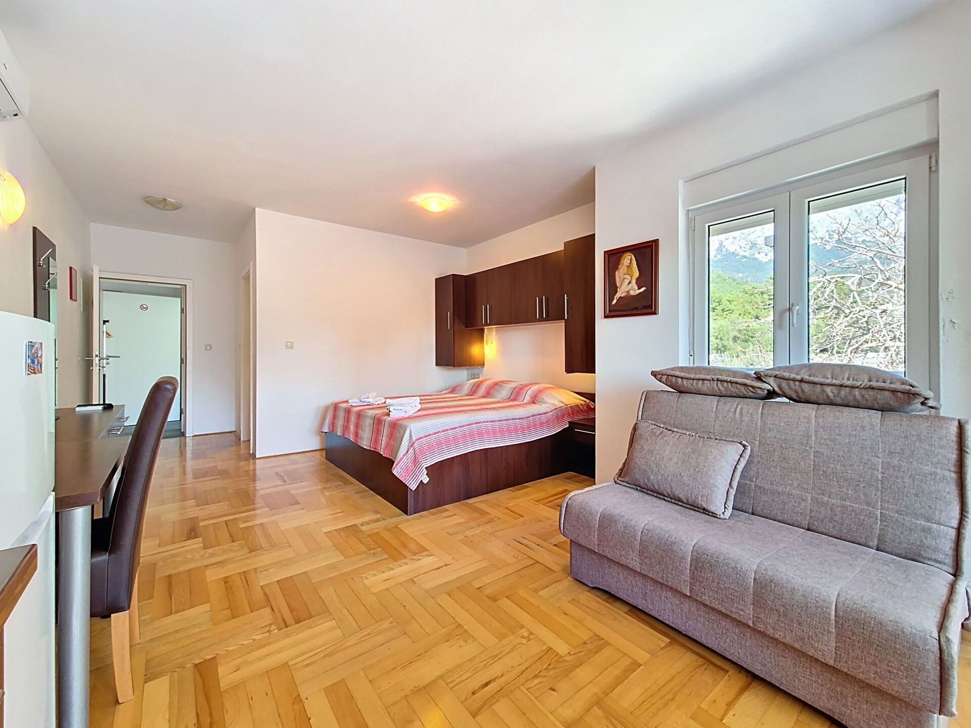 Cosy Apartment For 2 Guests With Wifi, A/c, Tv, Balcony And Pets Allowed - Drvenik